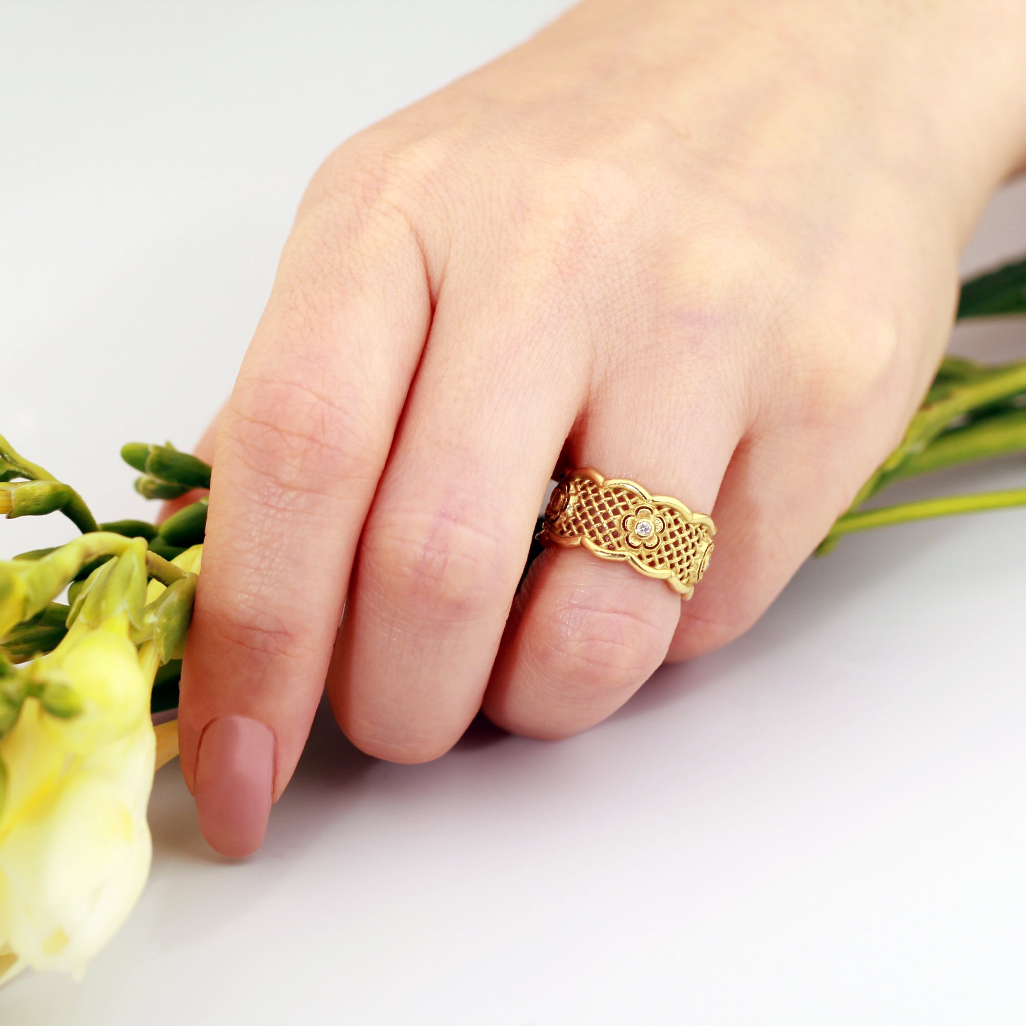 14K Gold 0.32 CT Women's 2 MM Diamond Wedding Ring Band Triangle Prong –  Sage Designs LA